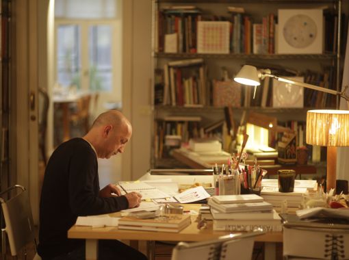 The prize: a fantastic film jewel by Chus Burés!