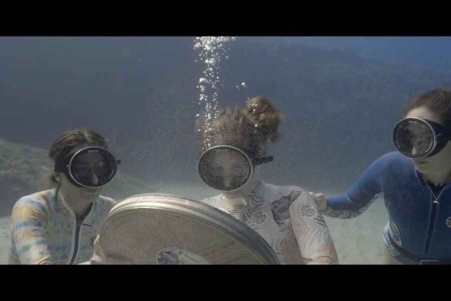 Arnasa betean, emakume zinegileak (A pulmón, mujeres cineastas)