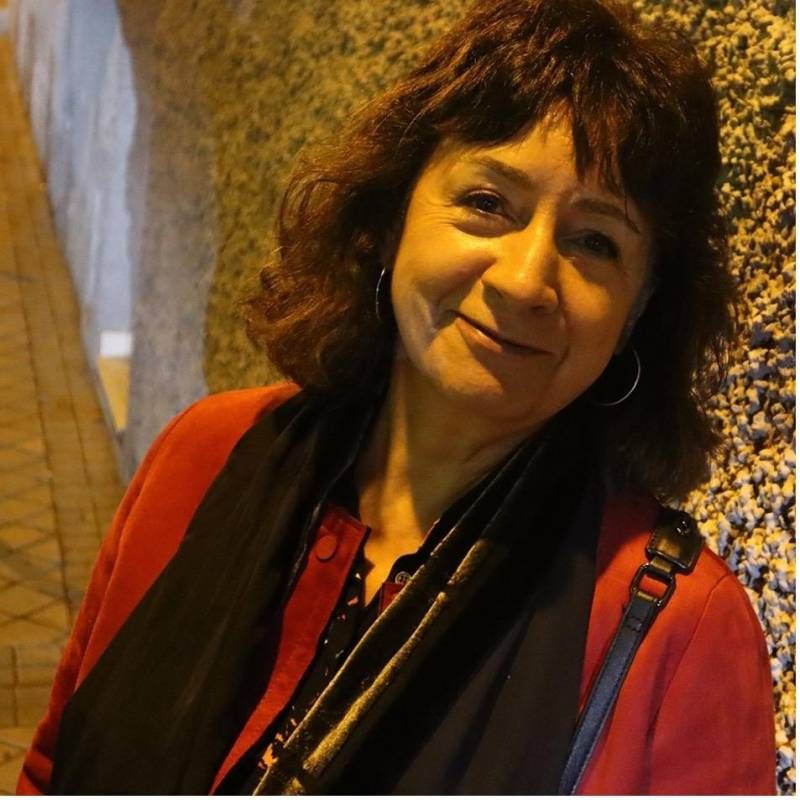 Mesa redonda. VIH: una mirada femenina